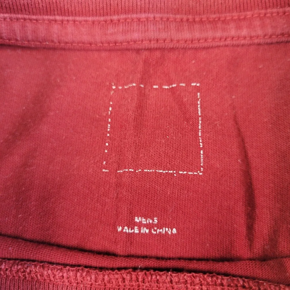 The North Face Kathmandu Nepal Graphic T Shirt Red Mens Size Large